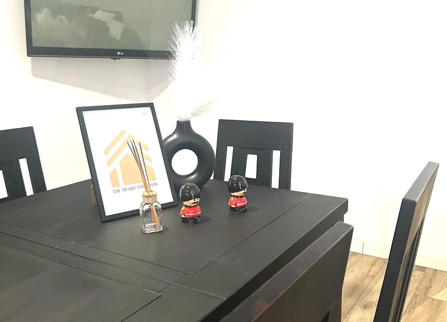 Lm Apartamentos Alfacar